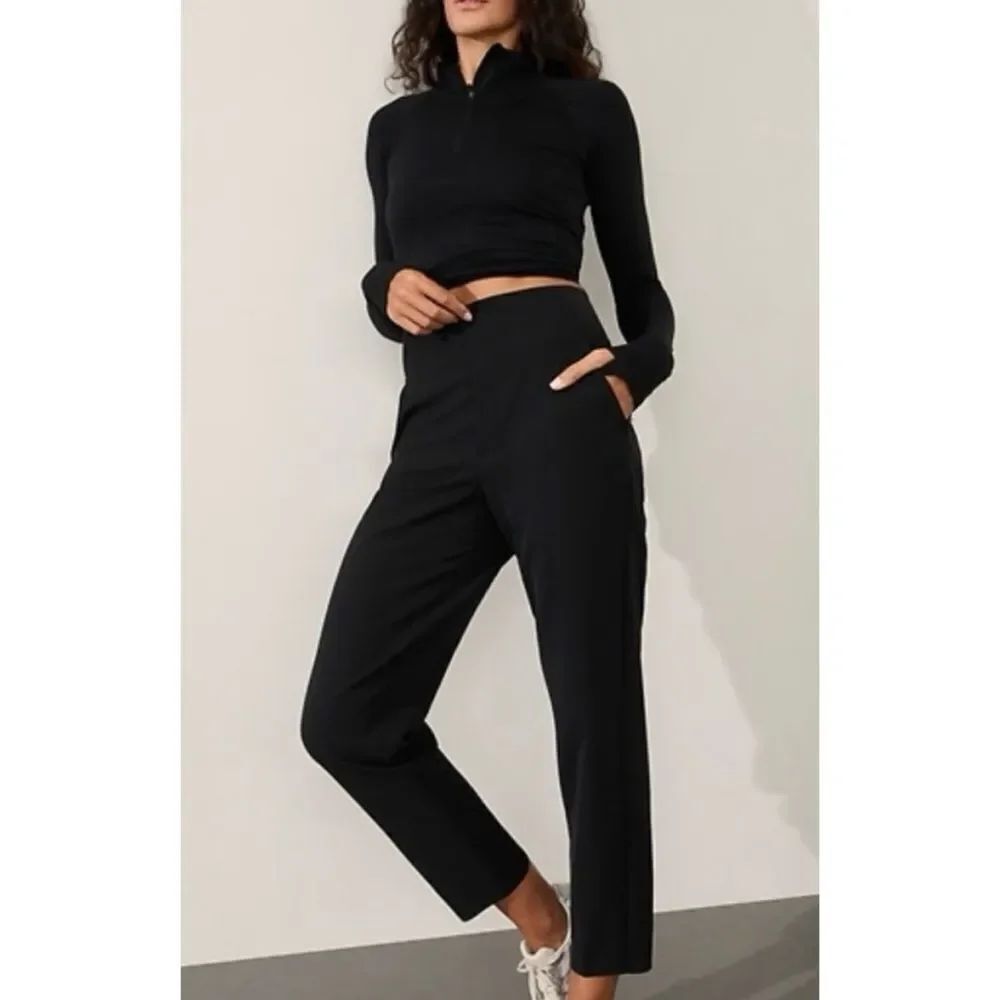 Athleta Endless Satin Side Stripe Pant in Black ~Pockets size 6